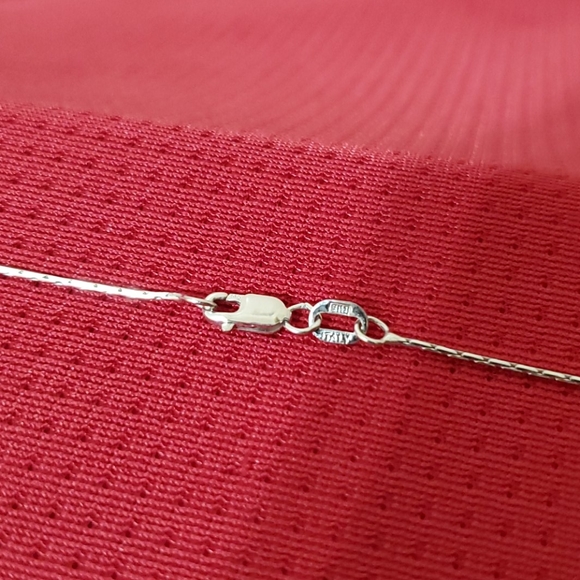 14kt Chain & Charm - Picture 6 of 8